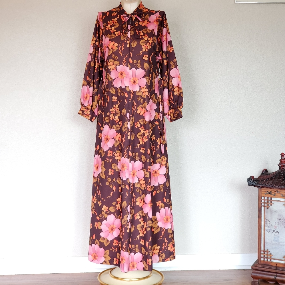 Vintage Bed Coat Robe w zip & waist tie - Picture 7 of 15